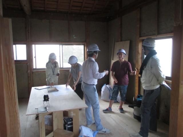 現場打ち合わせ風景