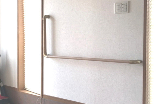 &nbsp;I様邸&nbsp;玄関手すり取付